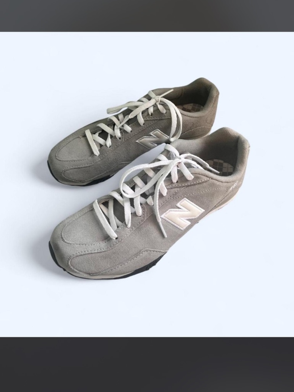 SOLD New balance sneakers